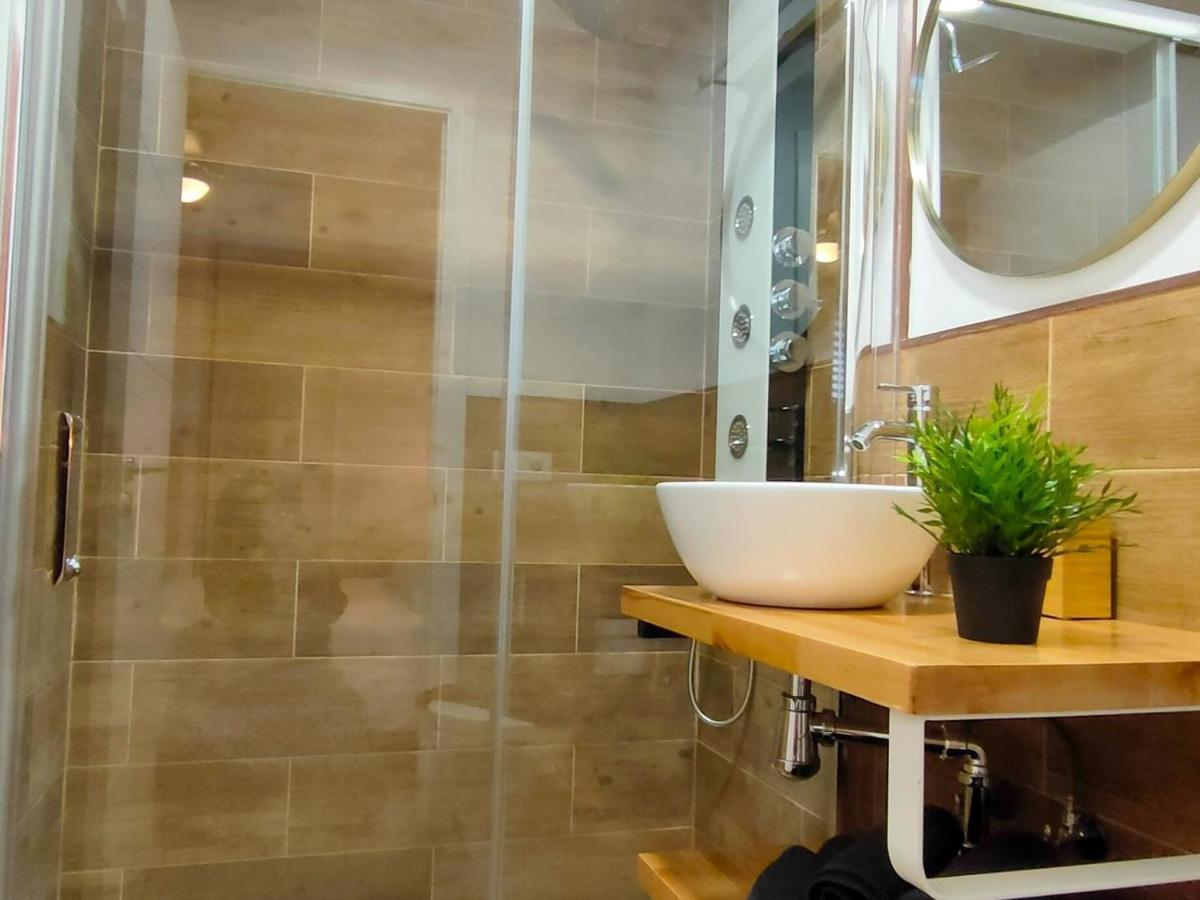 Stylish Friendly Holiday Home Πλάγια ντελ Ινγκλές Εξωτερικό φωτογραφία